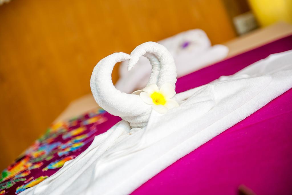 Grand Nai Harn Suites Rawai Kültér fotó