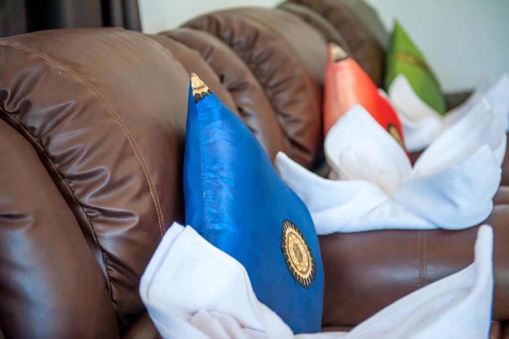 Grand Nai Harn Suites Rawai Kültér fotó