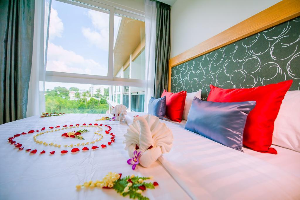 Grand Nai Harn Suites Rawai Kültér fotó