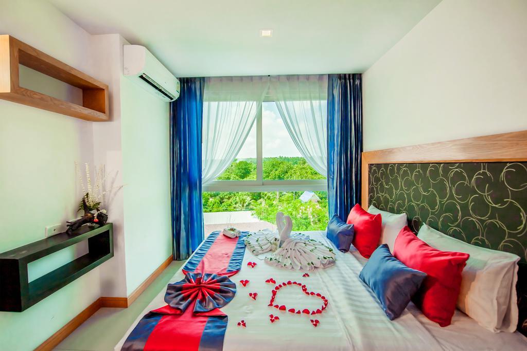 Grand Nai Harn Suites Rawai Kültér fotó
